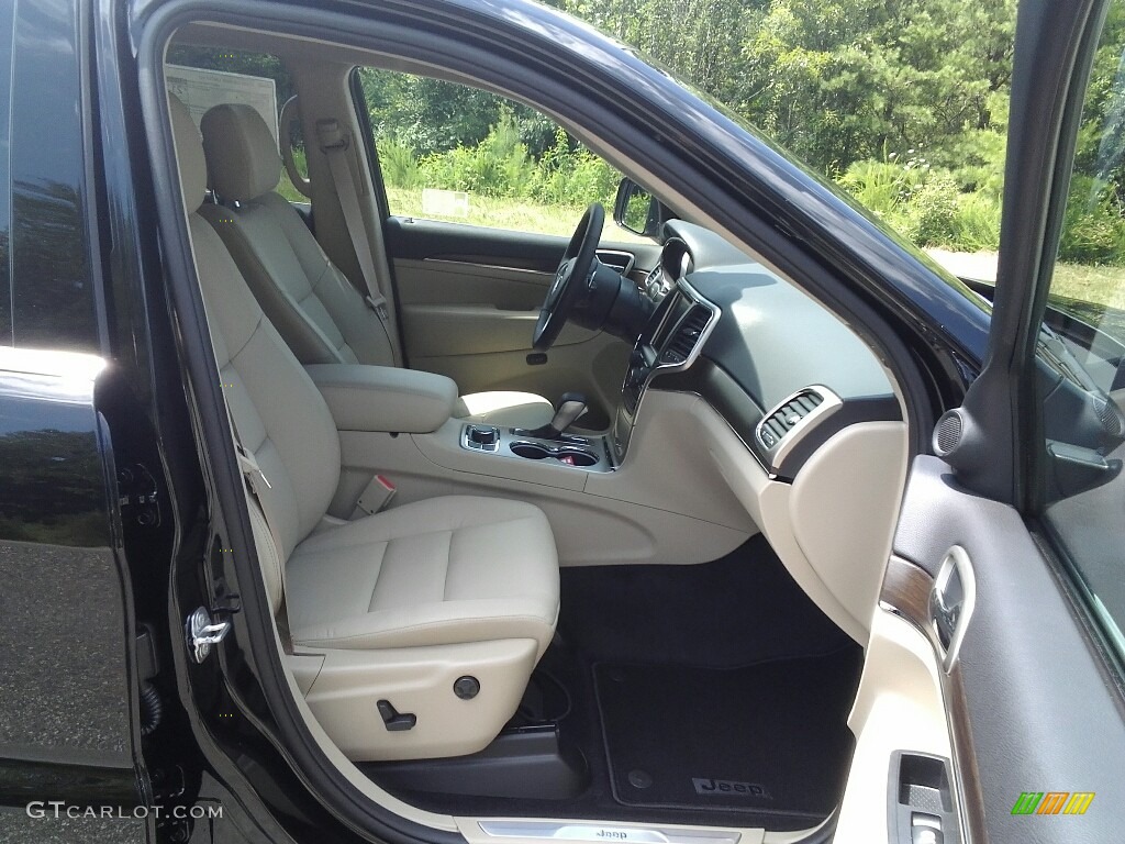 2017 Grand Cherokee Limited 4x4 - Diamond Black Crystal Pearl / Black photo #27