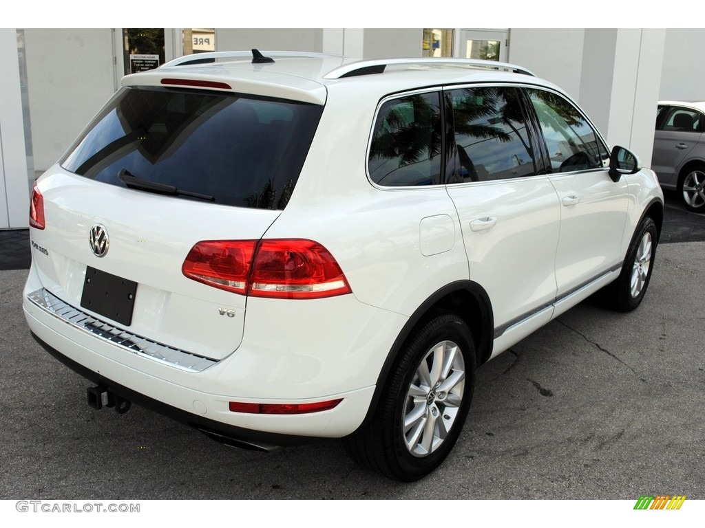 2014 Touareg V6 Sport 4Motion - Pure White / Cornsilk Beige photo #9