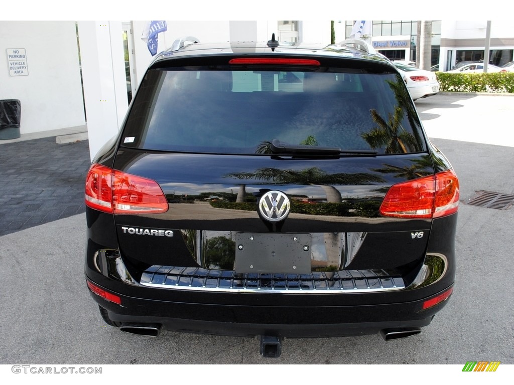 2014 Touareg V6 Lux 4Motion - Black / Cornsilk Beige photo #8