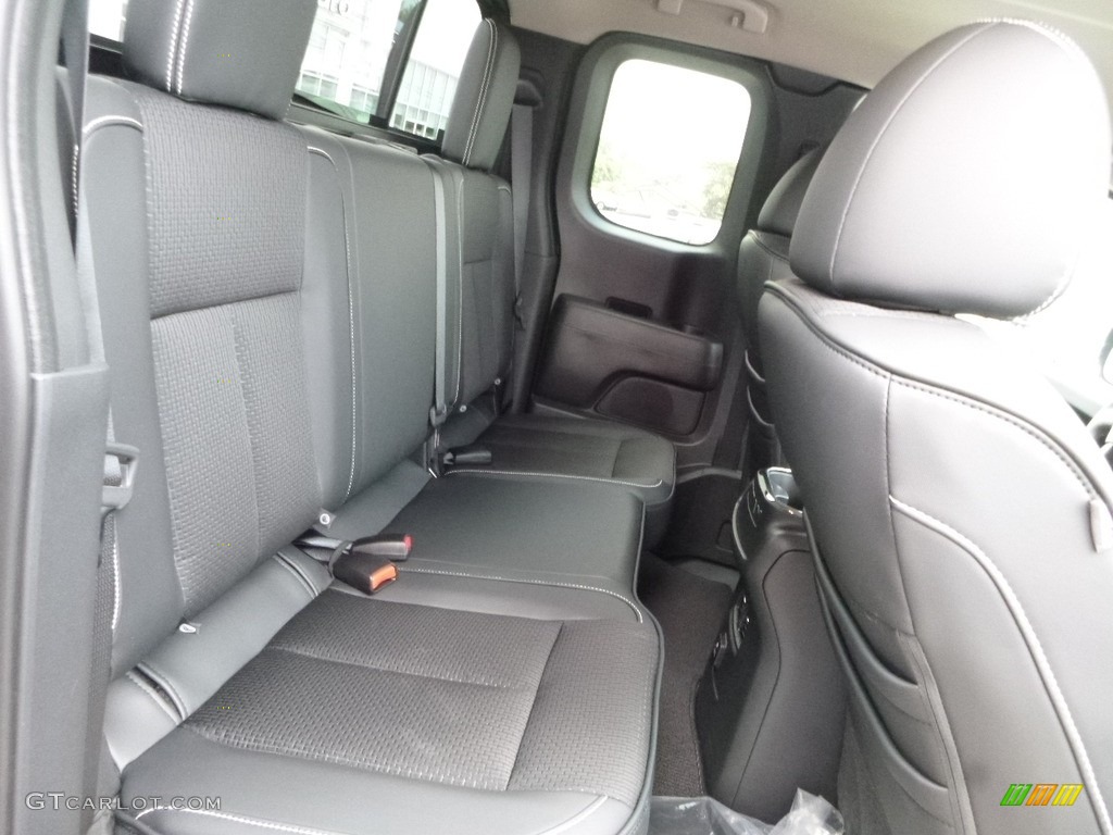 2017 Nissan Titan PRO-4X King Cab 4x4 Rear Seat Photo #121442126