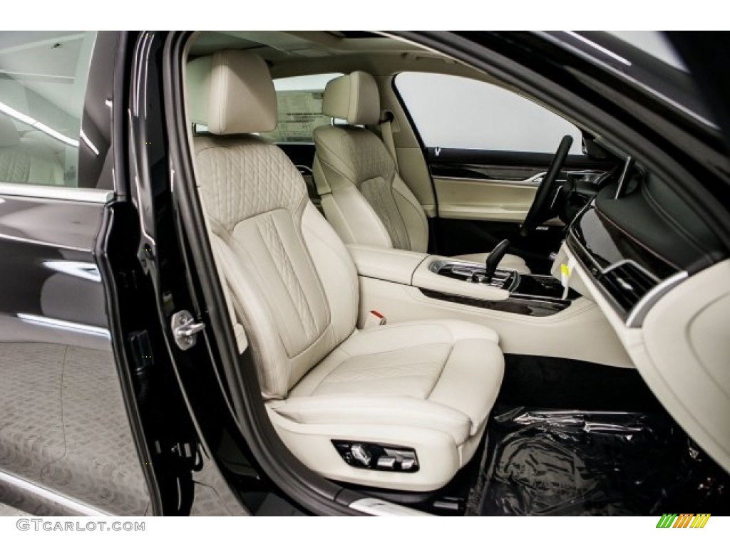 2018 7 Series 740i Sedan - Black Sapphire Metallic / Ivory White/Black photo #2