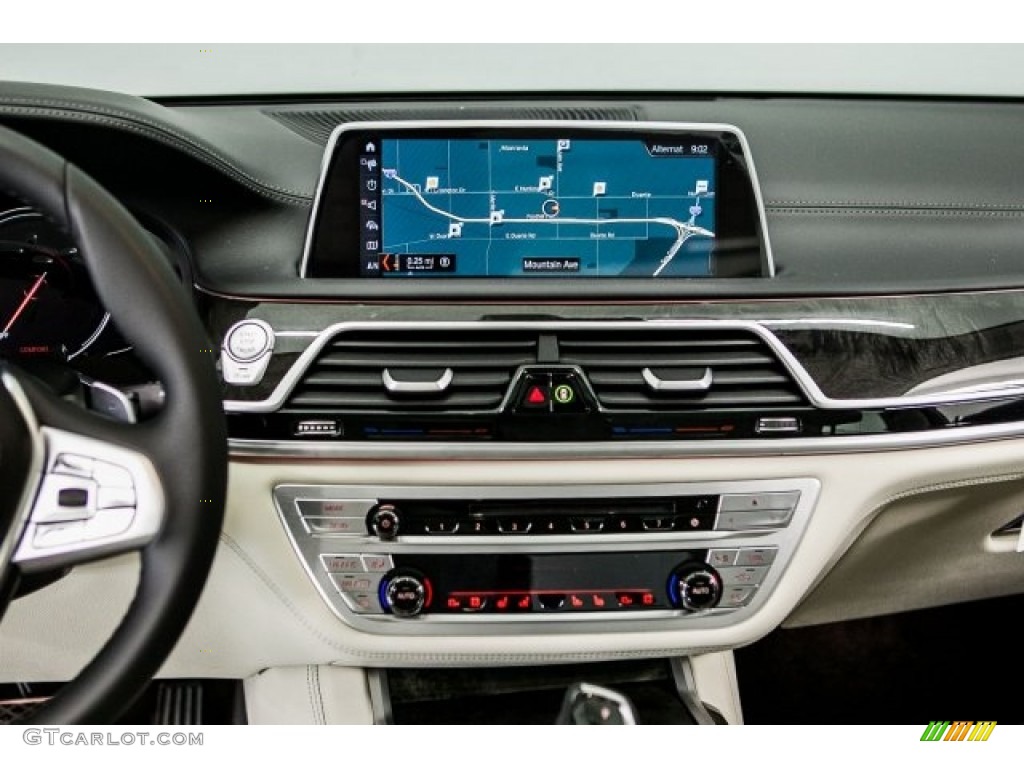2018 7 Series 740i Sedan - Black Sapphire Metallic / Ivory White/Black photo #6