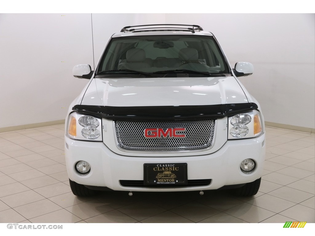 2006 Envoy Denali 4x4 - Summit White / Light Gray photo #2