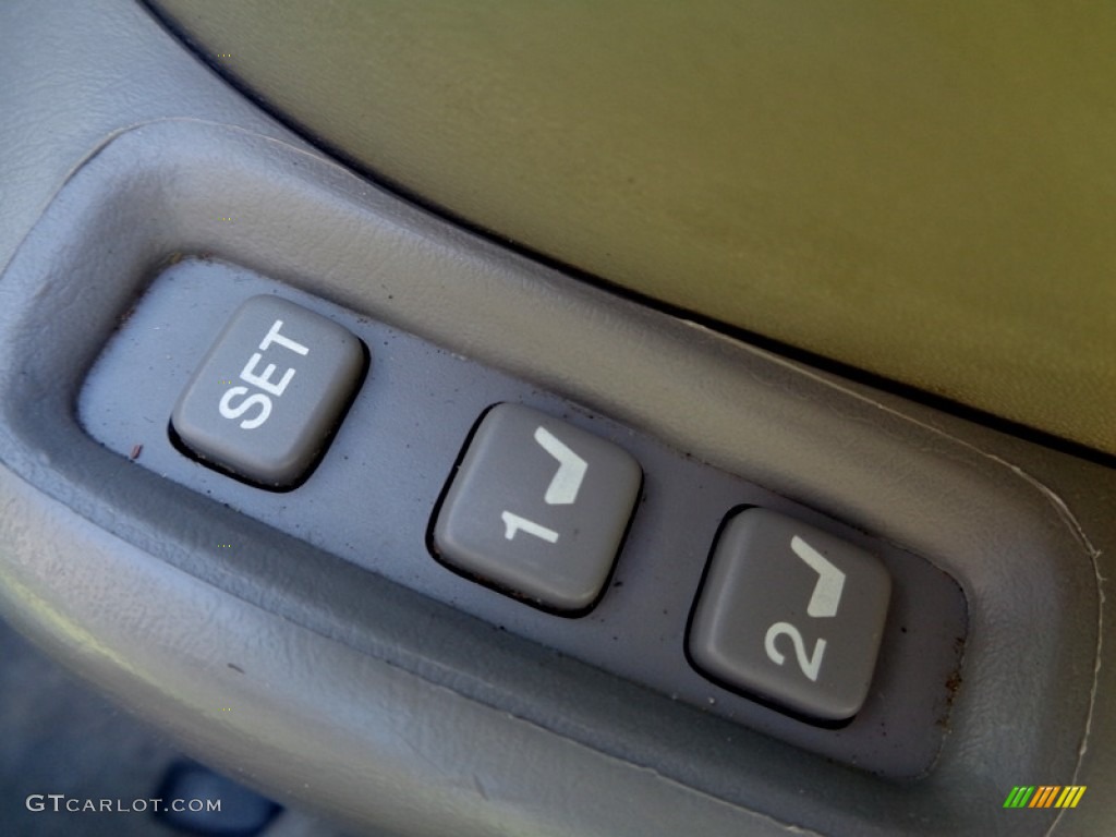 2001 Avalon XLS - Lunar Mist Metallic / Stone photo #14