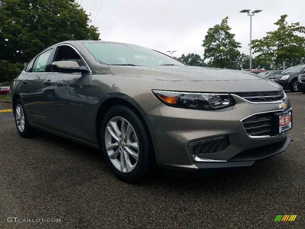 2018 Pepperdust Metallic Chevrolet Malibu LT #121258937 ...