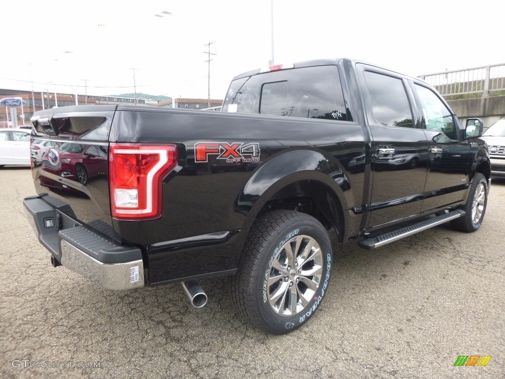 2017 F150 XLT SuperCrew 4x4 - Shadow Black / Earth Gray photo #2