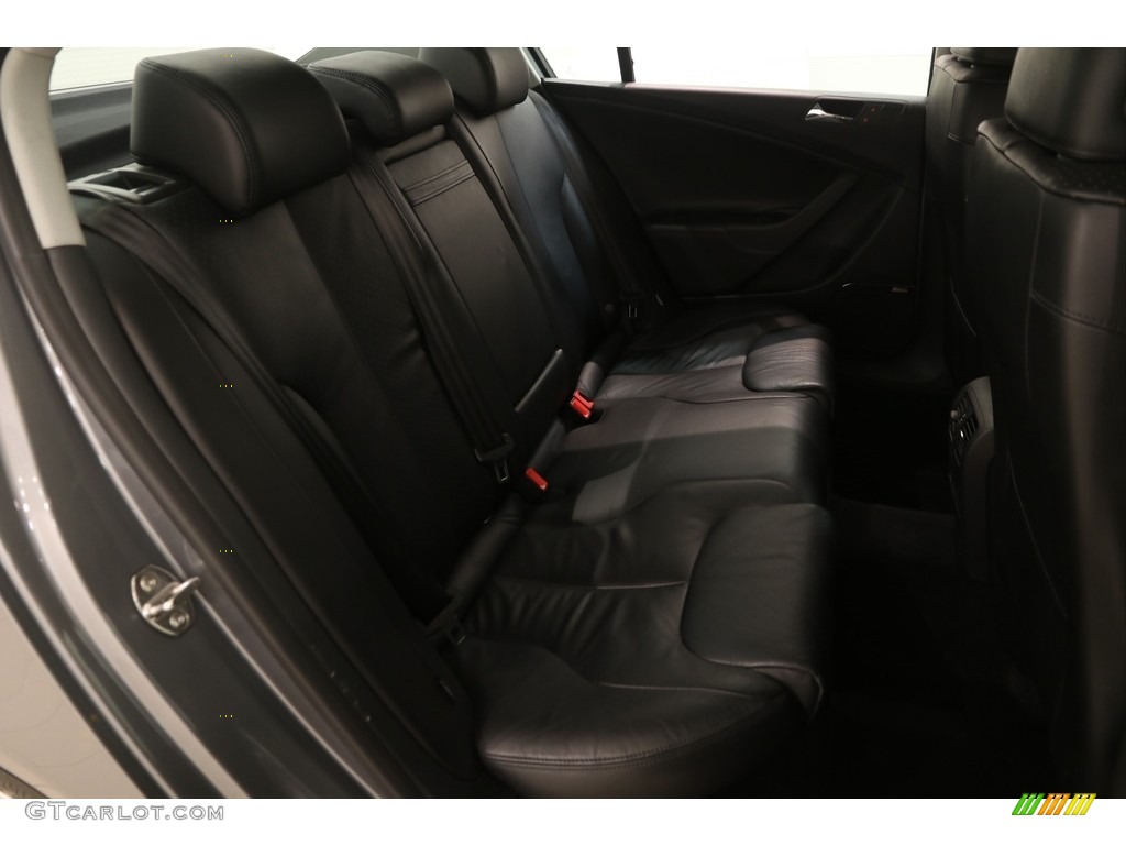 2006 Passat 2.0T Sedan - United Grey Metallic / Black photo #12