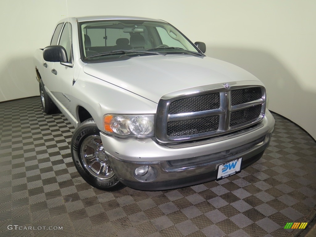 2004 Ram 1500 SLT Quad Cab - Bright Silver Metallic / Dark Slate Gray photo #3