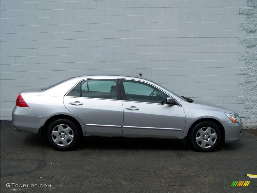 2006 Accord LX Sedan - Alabaster Silver Metallic / Gray photo #8