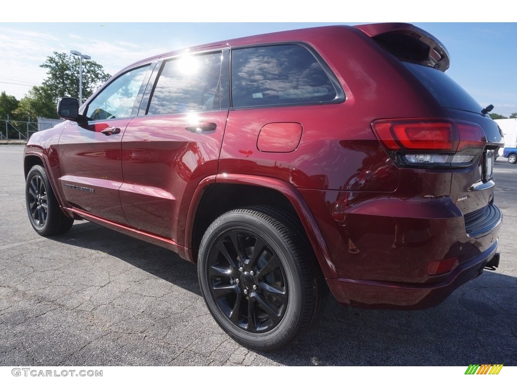 2017 Grand Cherokee Laredo - Velvet Red Pearl / Black photo #2