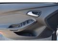 Ingot Silver - Focus SE Hatchback Photo No. 8