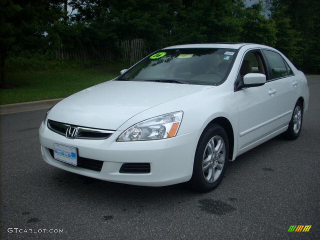 2006 Accord EX-L Sedan - Taffeta White / Ivory photo #7