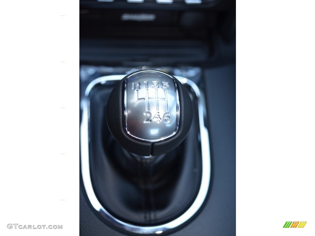 2017 Mustang GT Premium Coupe - Oxford White / Ebony photo #15