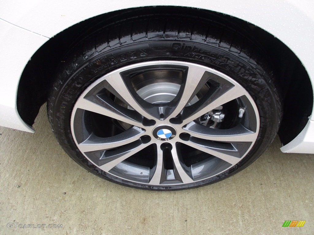2017 BMW 2 Series 230i xDrive Coupe Wheel Photos