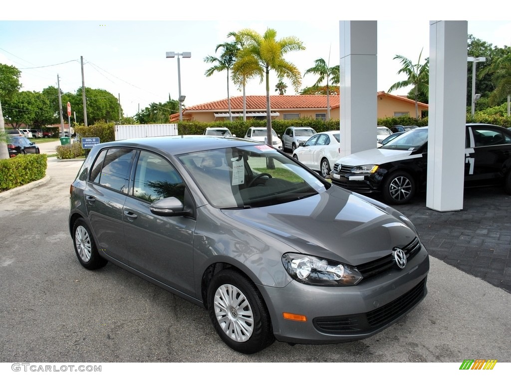 2014 Golf 2.5L 4 Door - United Gray Metallic / Titan Black photo #1