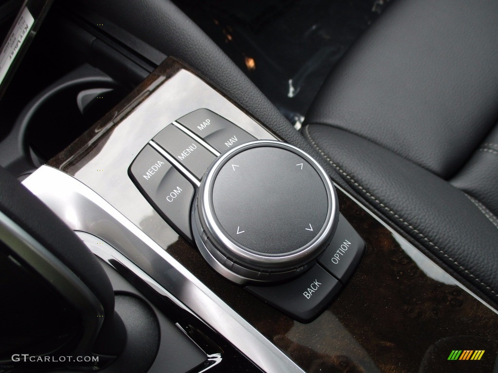 2017 5 Series 540i xDrive Sedan - Black Sapphire Metallic / Black photo #18