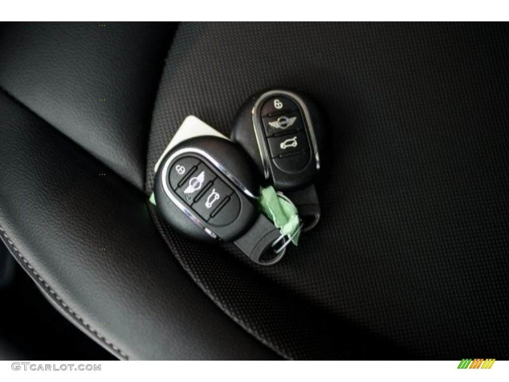2014 Cooper Hardtop - White Silver Metallic / Carbon Black photo #11
