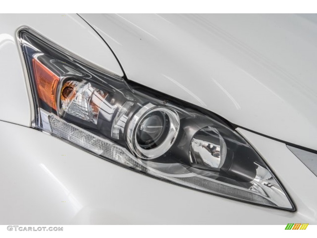 2012 CT 200h Hybrid Premium - Starfire White Pearl / Black photo #30