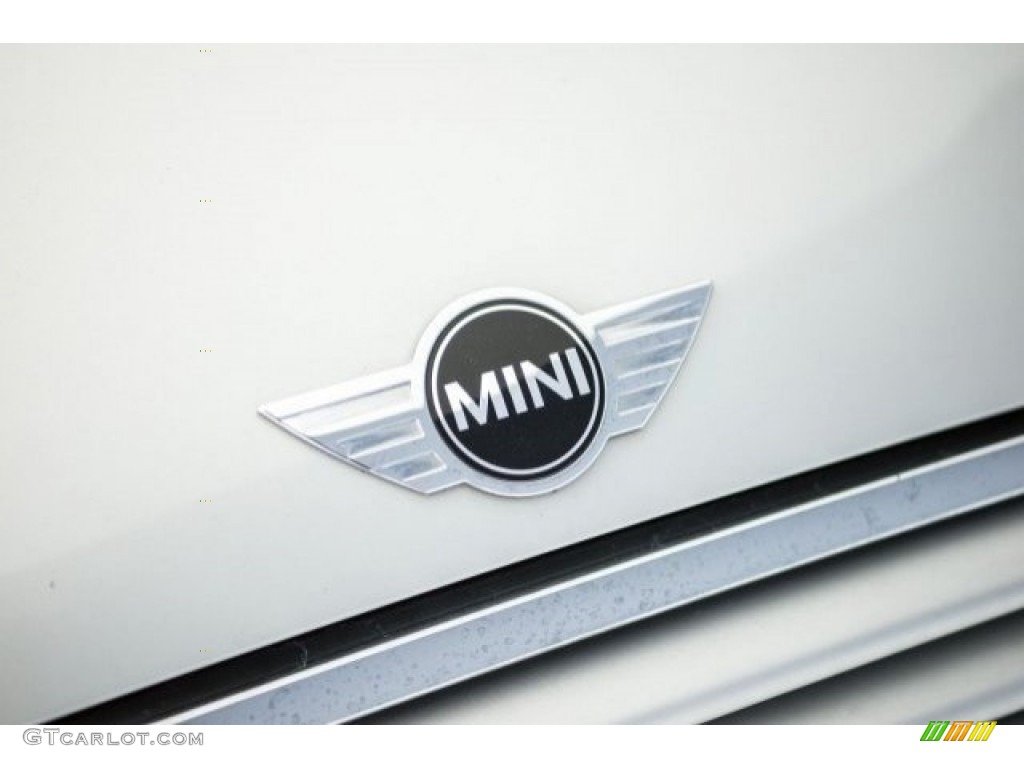 2014 Cooper Hardtop - White Silver Metallic / Carbon Black photo #26