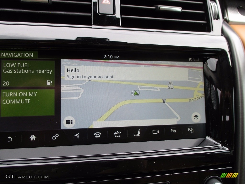 2017 Land Rover Discovery First Edition Navigation Photos
