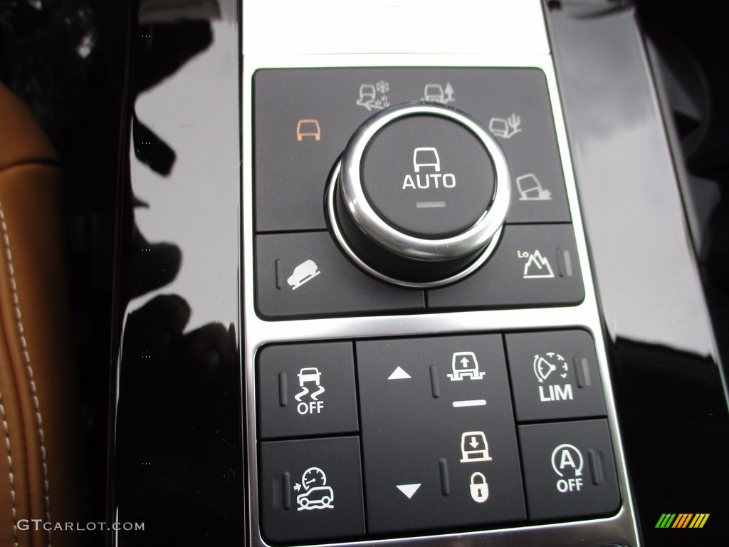 2017 Land Rover Discovery First Edition Controls Photo #121488023