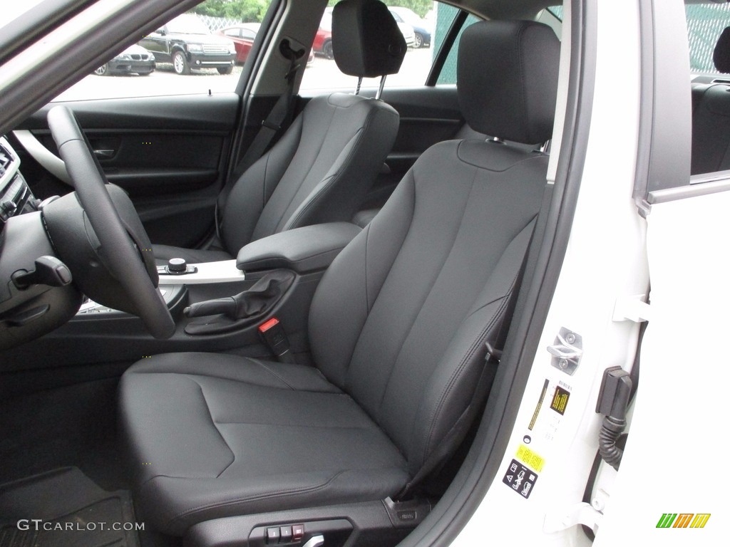 2017 3 Series 320i xDrive Sedan - Alpine White / Black photo #12
