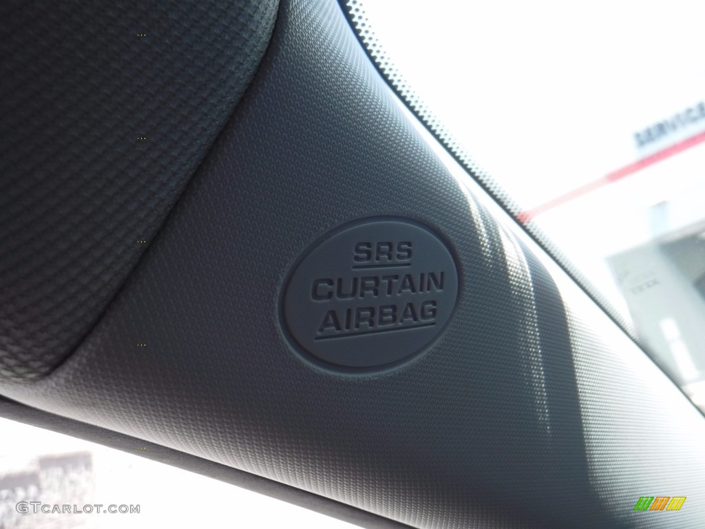 2014 RAV4 XLE AWD - Classic Silver Metallic / Black photo #23