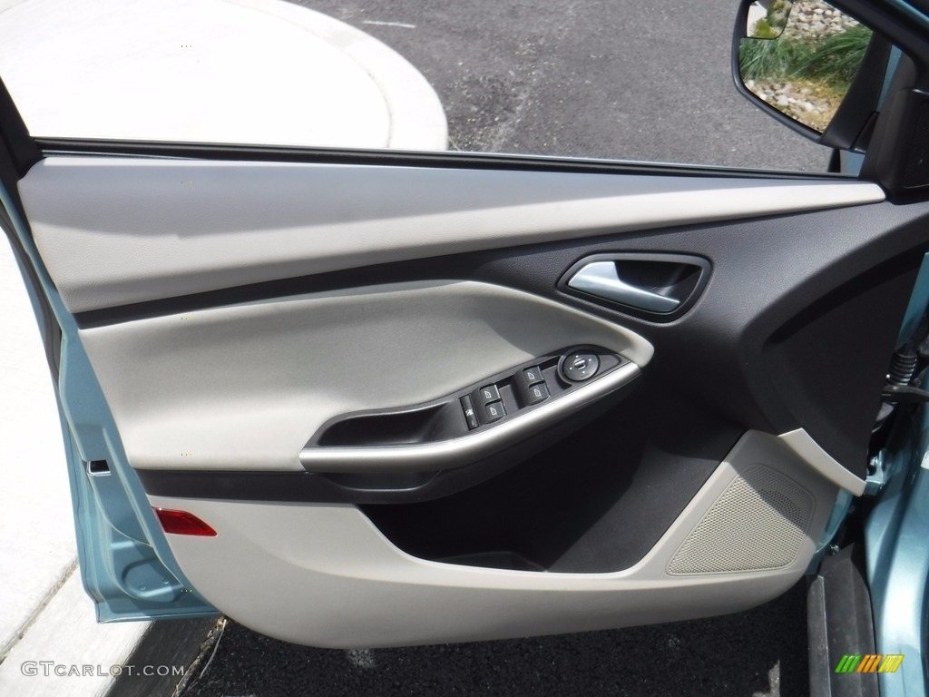 2012 Focus SEL 5-Door - Frosted Glass Metallic / Stone photo #15