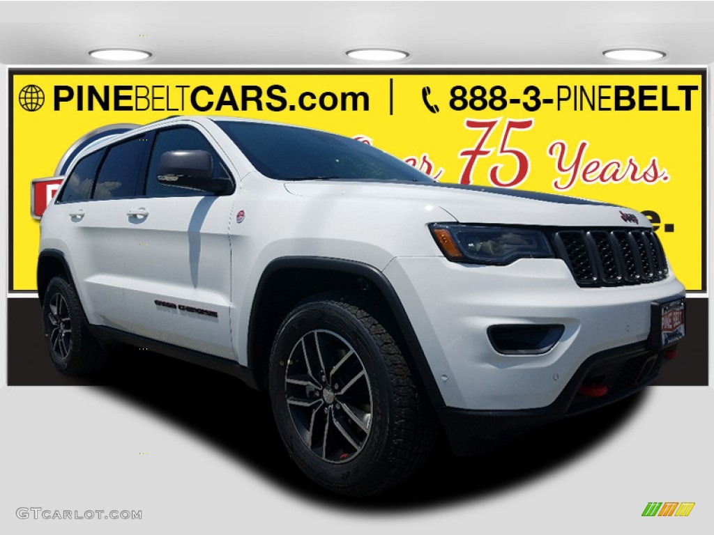 2017 Grand Cherokee Trailhawk 4x4 - Bright White / Black photo #1