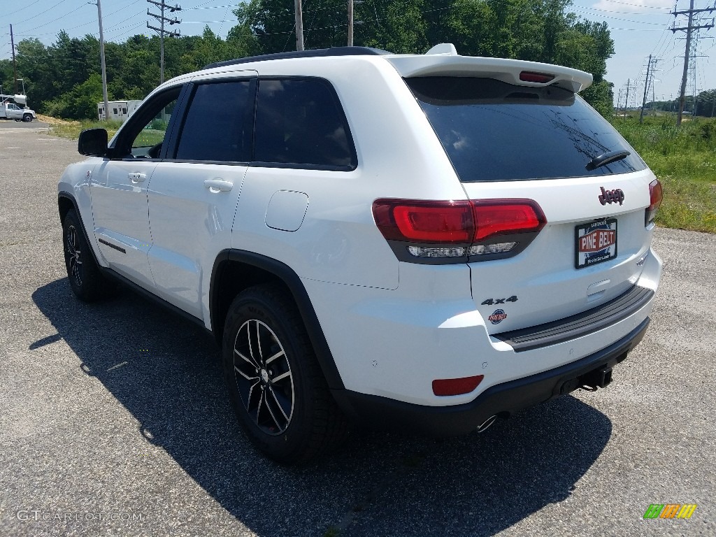 2017 Grand Cherokee Trailhawk 4x4 - Bright White / Black photo #4