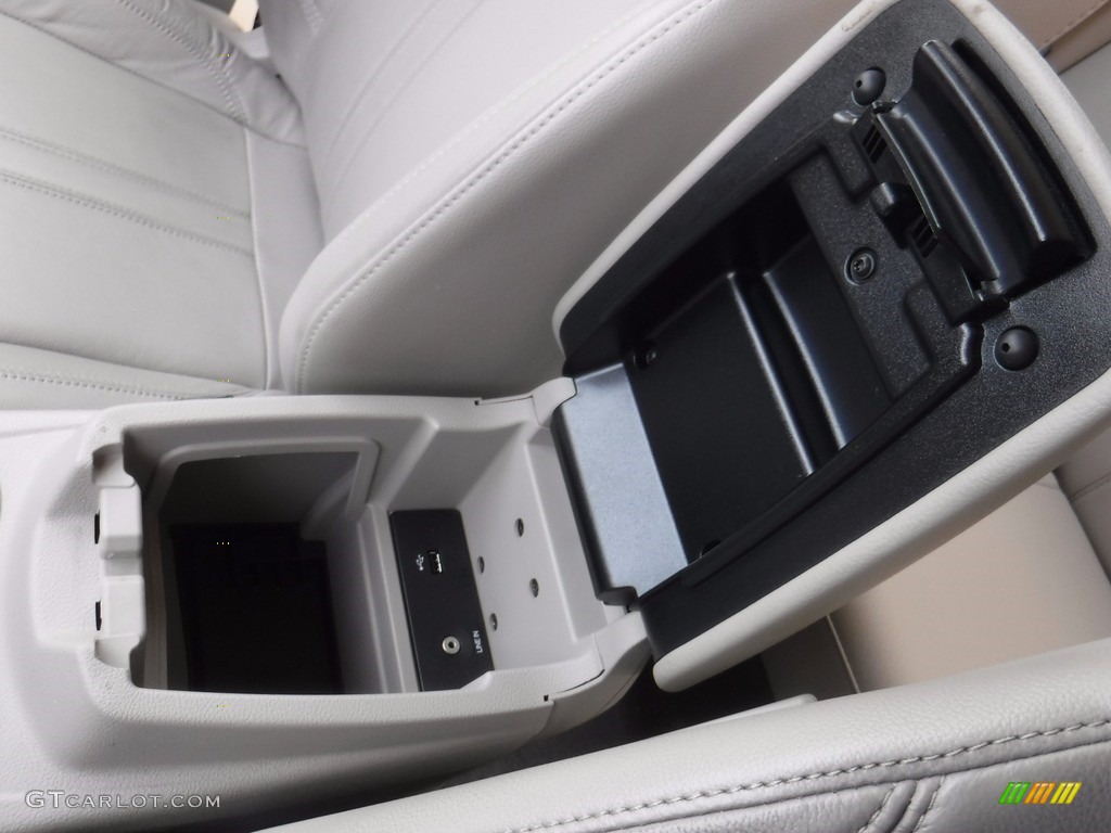 2012 Focus SEL 5-Door - Frosted Glass Metallic / Stone photo #24