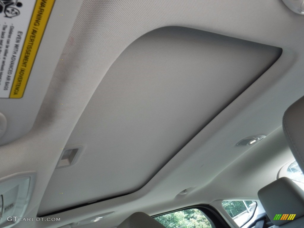 2012 Focus SEL 5-Door - Frosted Glass Metallic / Stone photo #25