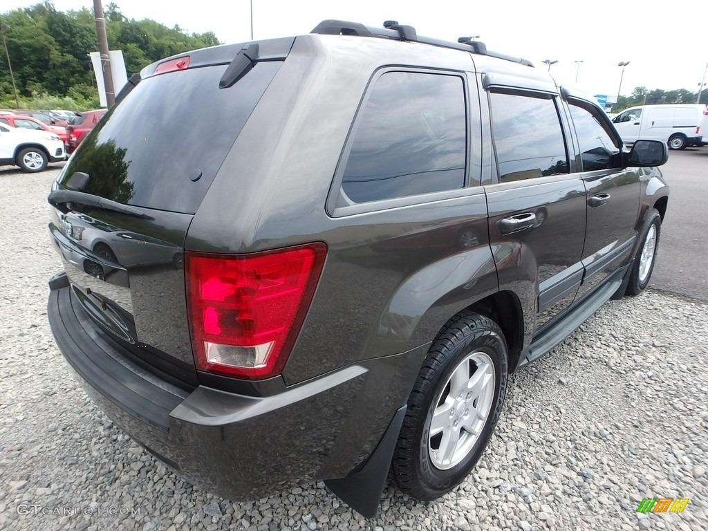 2006 Grand Cherokee Laredo 4x4 - Light Graystone Pearl / Medium Slate Gray photo #4