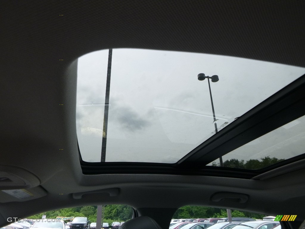 2018 Impala LT - Summit White / Jet Black/Dark Titanium photo #17