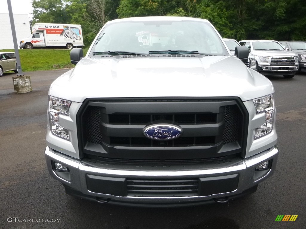 2017 F150 XL SuperCab 4x4 - Ingot Silver / Earth Gray photo #4