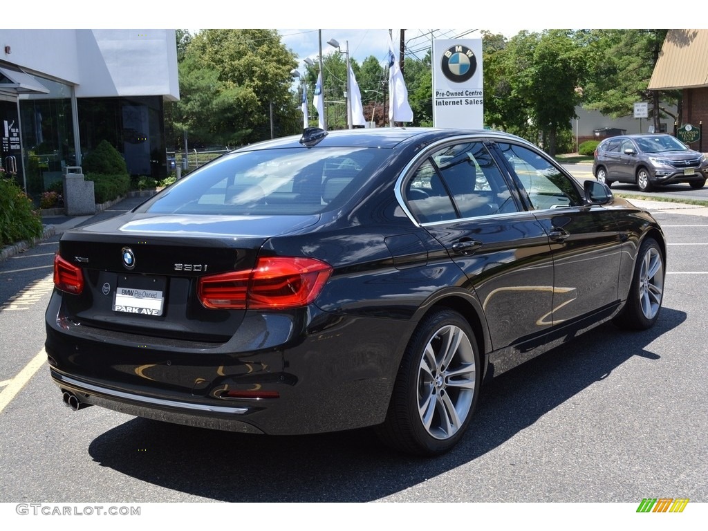 2017 3 Series 330i xDrive Sedan - Black Sapphire Metallic / Black photo #3