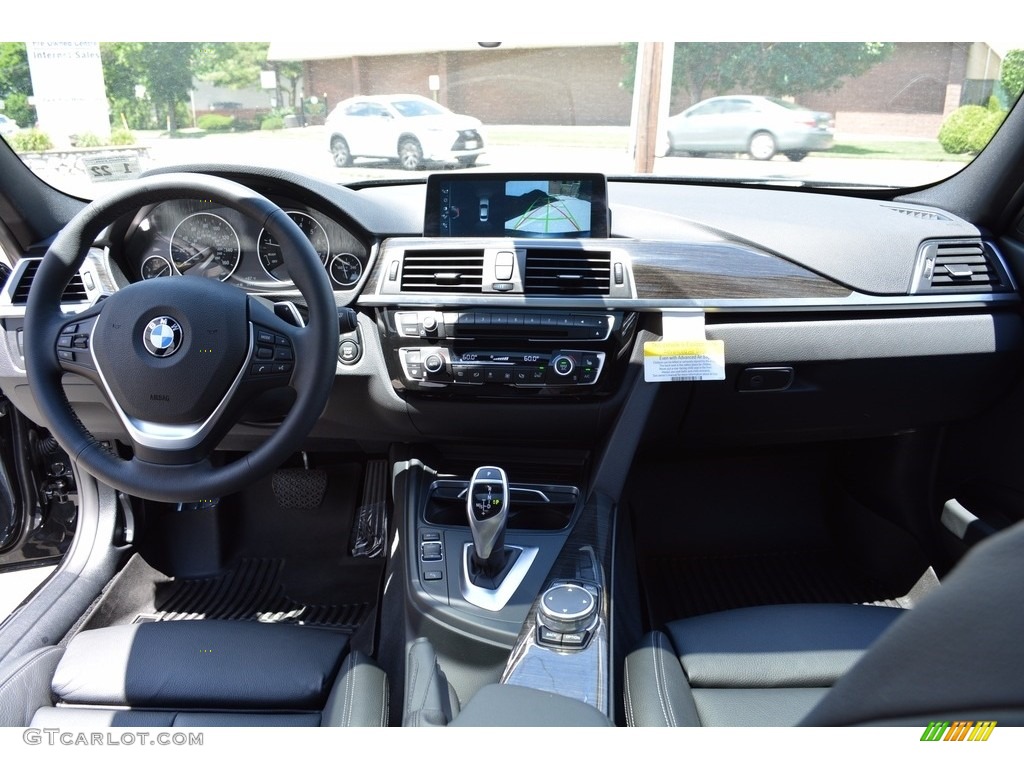 2017 3 Series 330i xDrive Sedan - Black Sapphire Metallic / Black photo #15