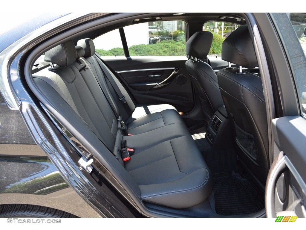 2017 3 Series 330i xDrive Sedan - Black Sapphire Metallic / Black photo #25