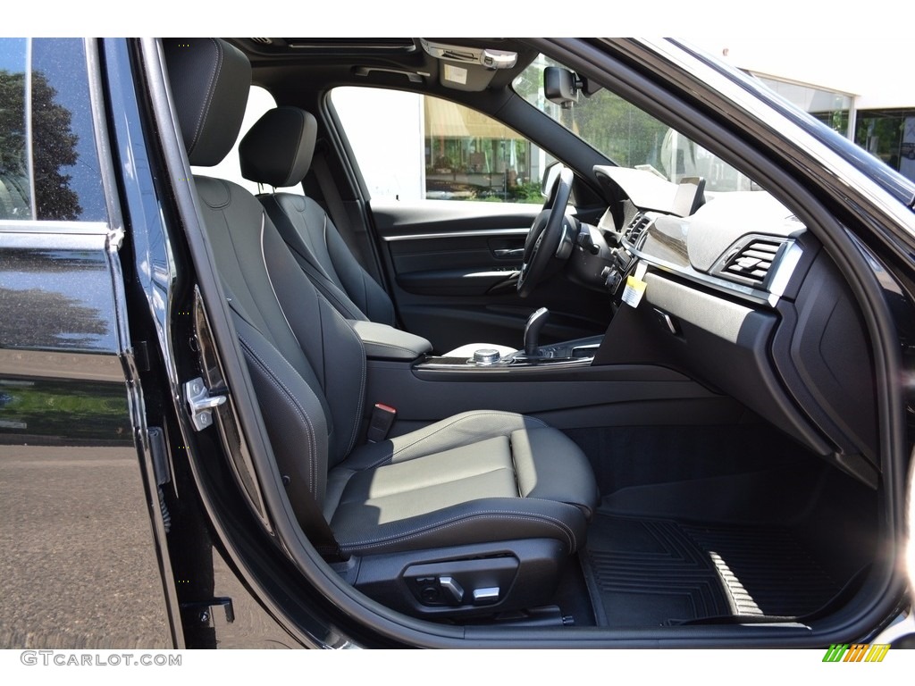 2017 3 Series 330i xDrive Sedan - Black Sapphire Metallic / Black photo #28