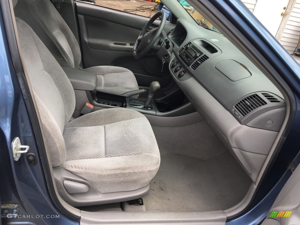 2003 Camry LE - Catalina Blue Metallic / Stone photo #13