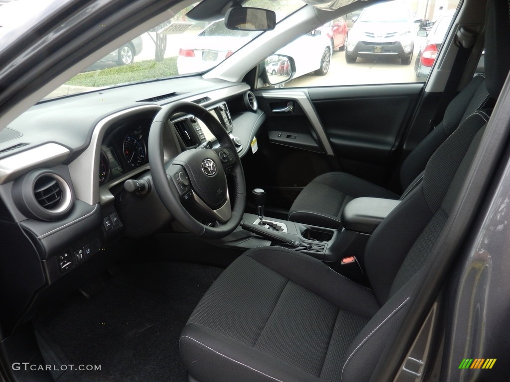 2017 RAV4 XLE - Magnetic Gray Metallic / Black photo #3