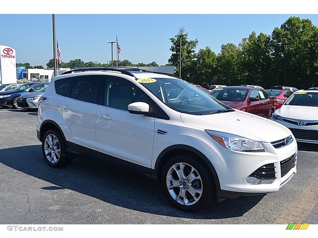 White Platinum Metallic Tri-Coat Ford Escape