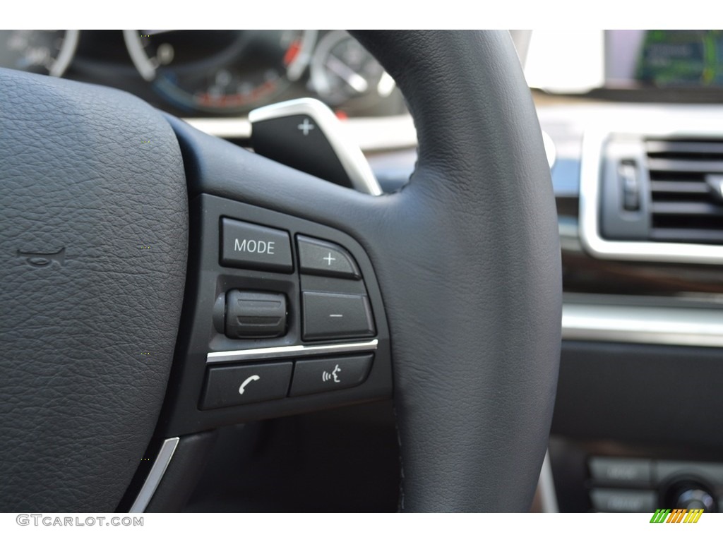 2017 BMW 5 Series 550i xDrive Gran Turismo Controls Photo #121515617