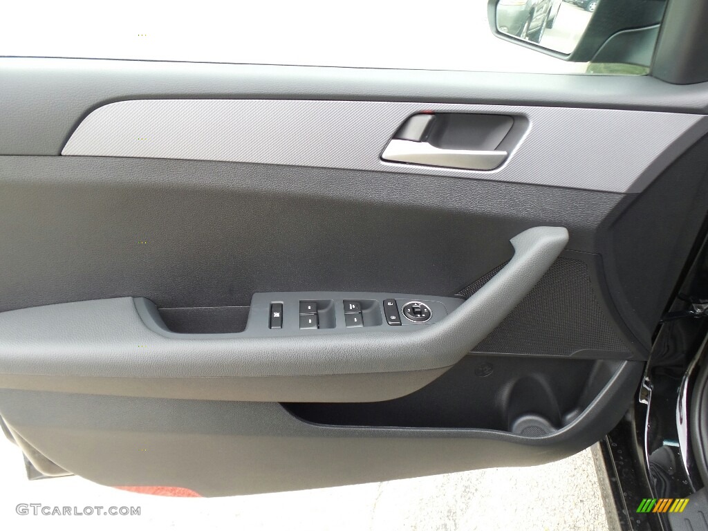 2018 Hyundai Sonata SE Black Door Panel Photo #121515620