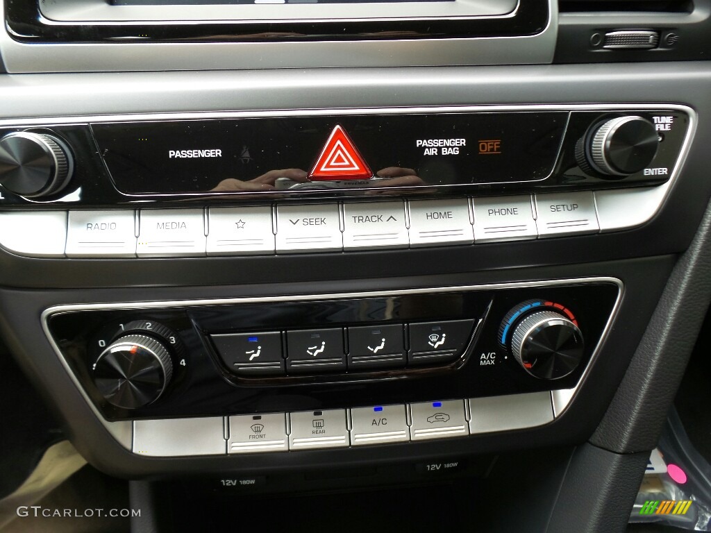2018 Hyundai Sonata SE Controls Photo #121515992