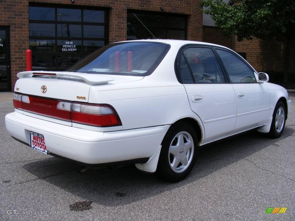 1997 Corolla DX - Super White / Gray photo #3