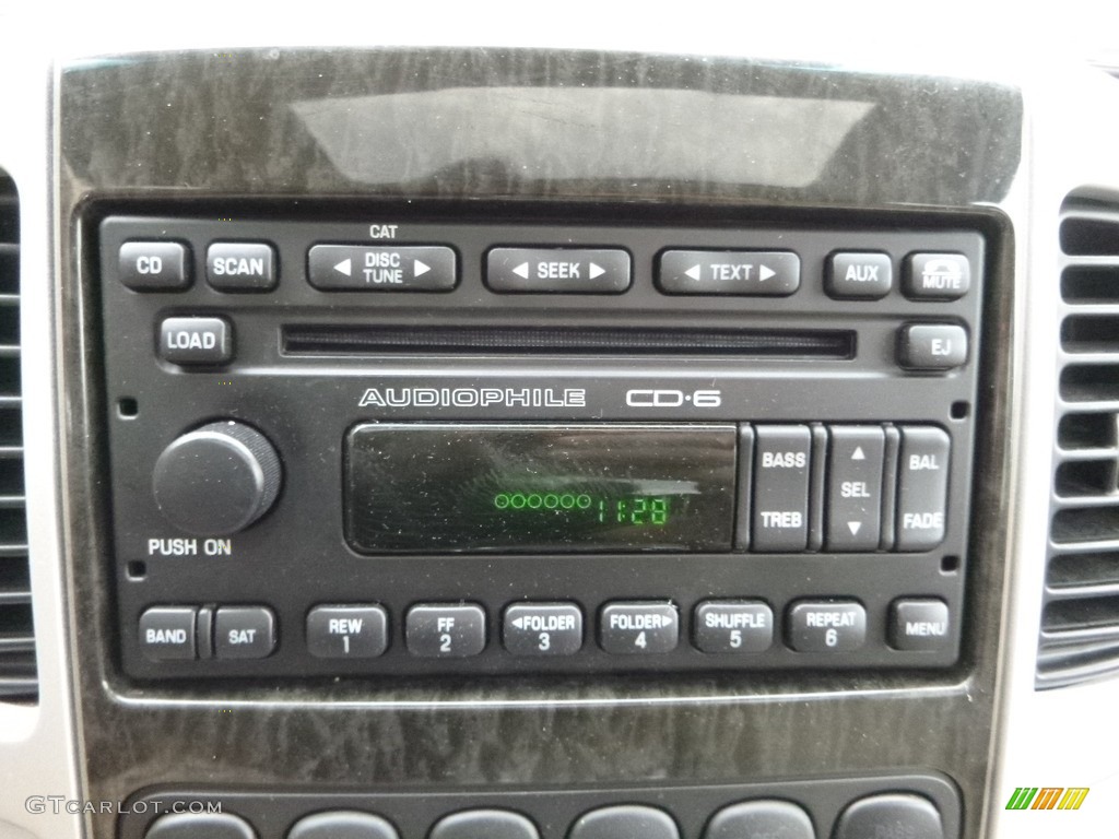 2007 Mariner Premier 4WD - Charcoal Beige Metallic / Black/Light Parchment photo #17