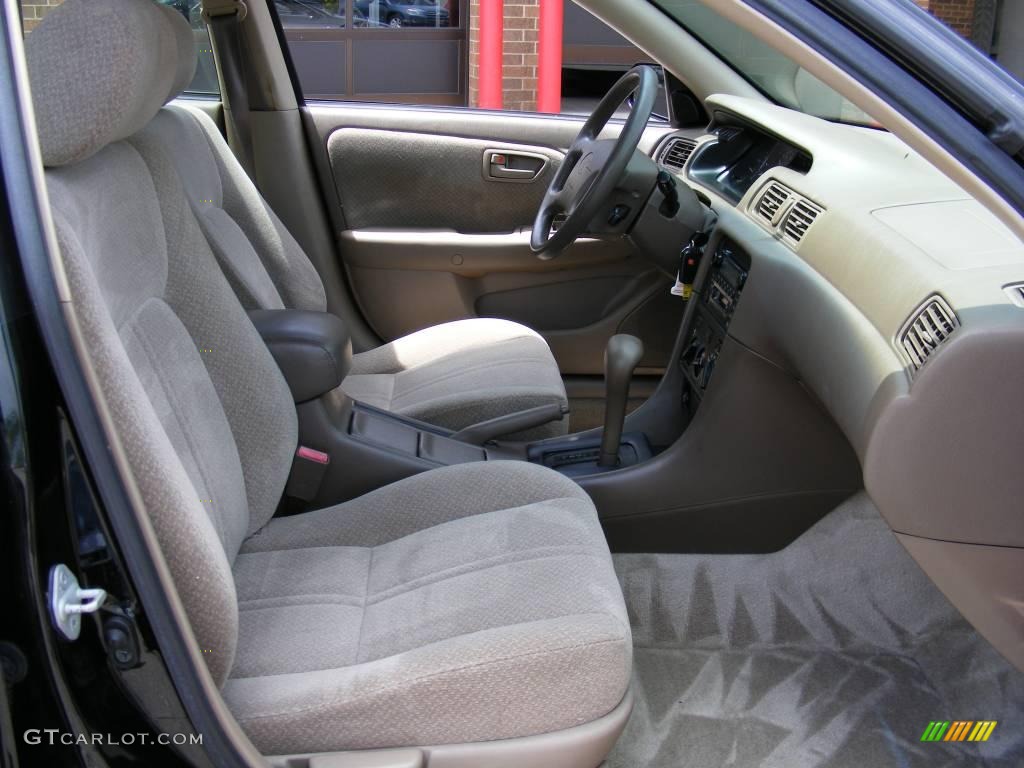 2000 Camry LE - Black / Oak photo #13
