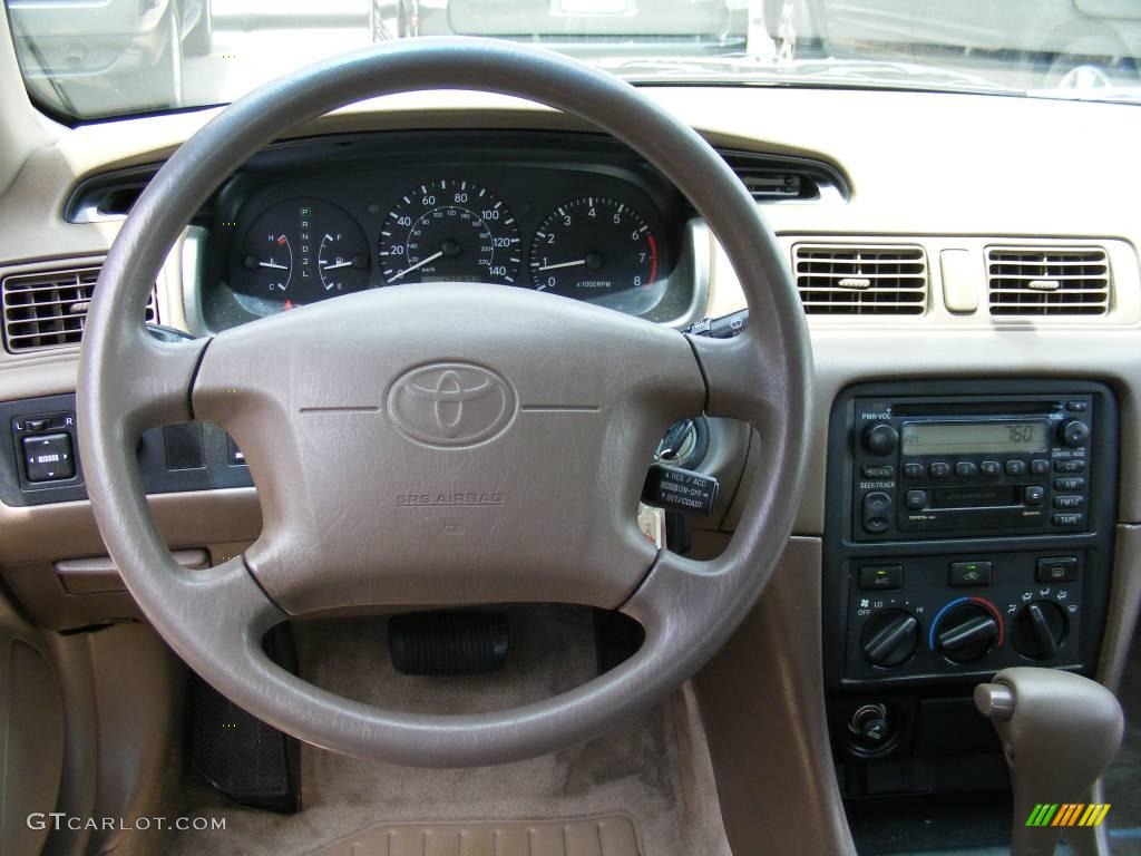 2000 Camry LE - Black / Oak photo #14