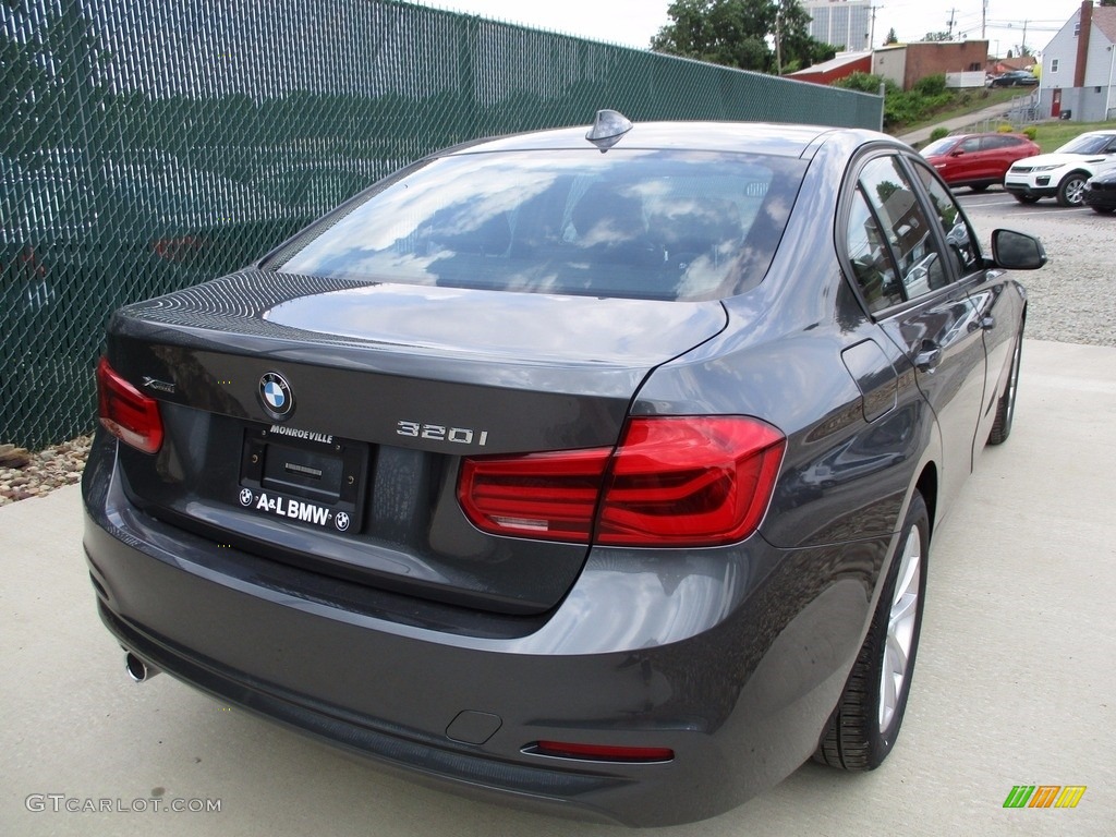 2017 3 Series 320i xDrive Sedan - Mineral Grey Metallic / Black photo #4